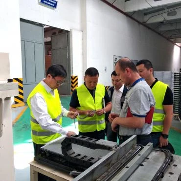 On September 4, the Director of the Sales Directorate of GREE ELECTRIC APPLIANCES INC. visited our company. During his visit, the director of the company's sales directorate got acquainted with the production of our company and held talks with the management of our company on the following issues