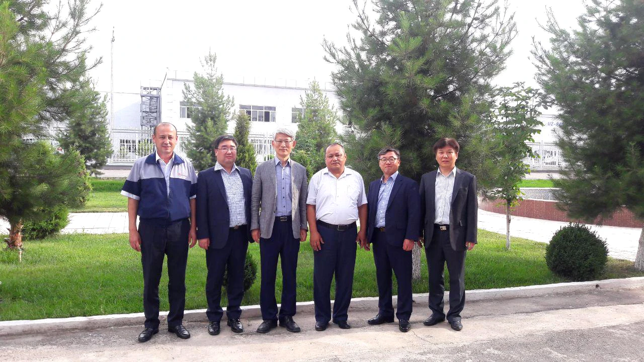 THE HEADS OF THE ERAE AUTOMOTIVE SYSTEMS CO., LTD. CORPORATION. THEY PAID AN OFFICIAL VISIT TO OUR COMPANY.
